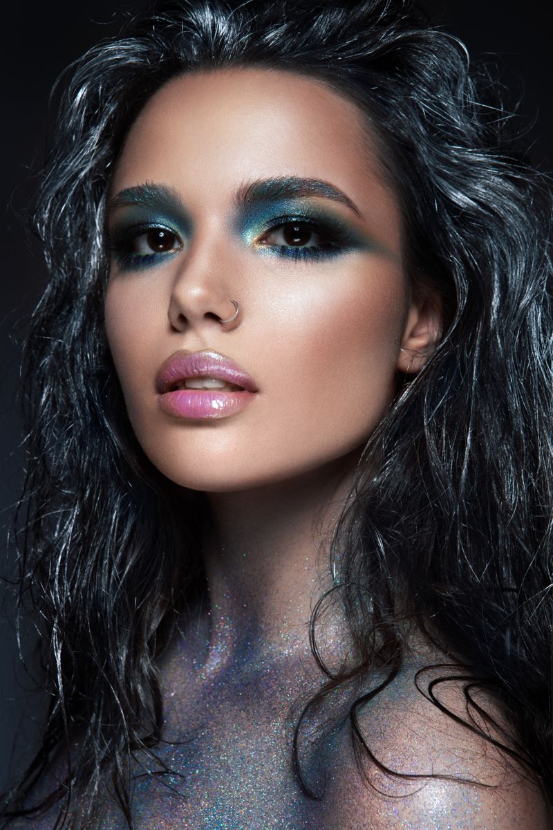 Dramatic makeup with glitter